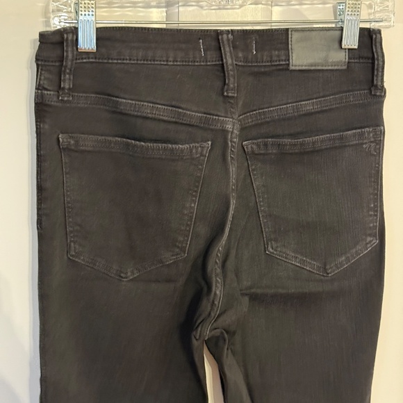 Madewell Roadtripper Jeans in Bennett Black 31903 - Picture 8 of 16